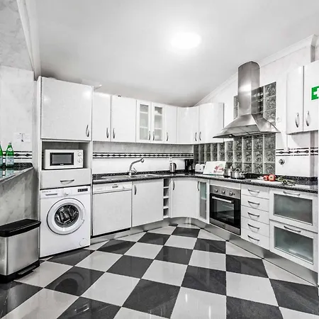 Mogan * Αλμπουφέιρα